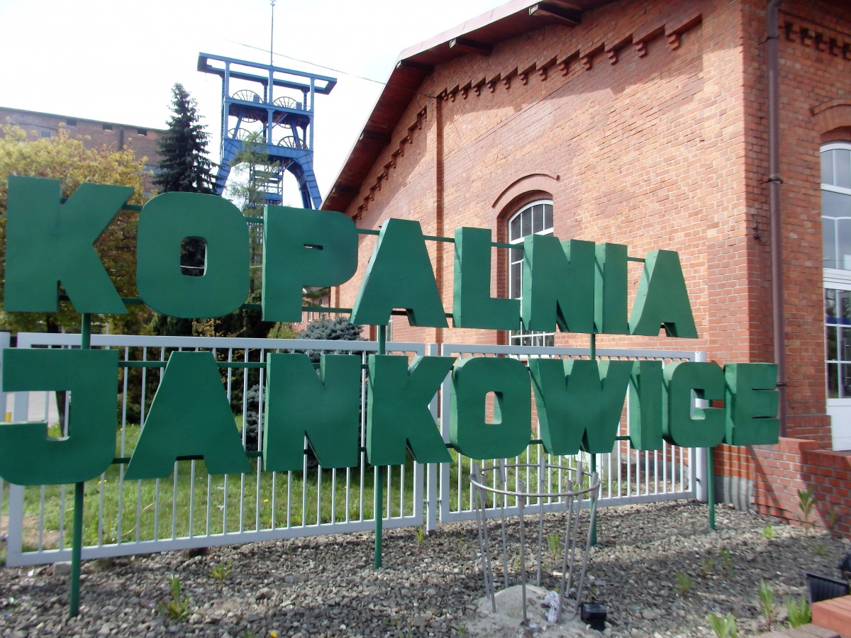 Ponad 180 zakażeń w kopalniach Jankowice i Murcki-Staszic