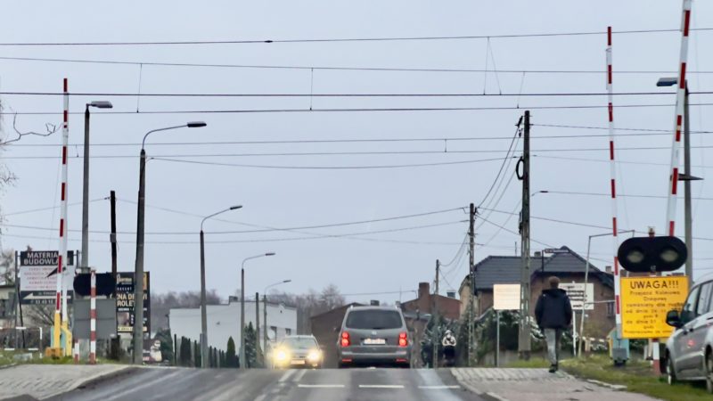 Zmiana organizacji ruchu na ważnym przejeździe kolejowo-drogowym w Czerwionce-Leszczynach (aktualizacja na dzień 29.11.2022)